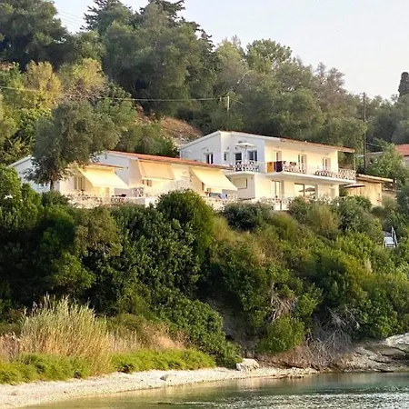 Maison d'hôtes Tolos Budget Loggos 3*