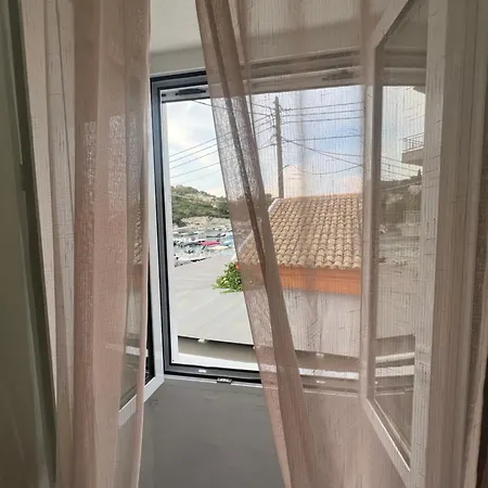 Πανσιόν Tolos Budget Loggos Λογγός