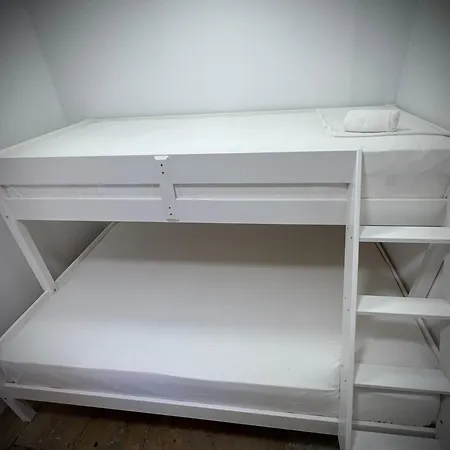 Tolos Budget Loggos 3*