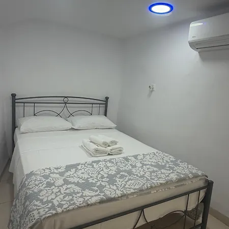 Maison d'hôtes Tolos Budget Loggos