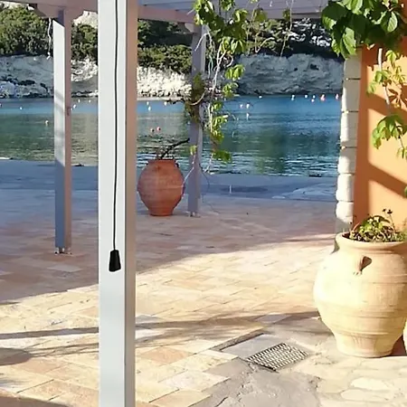 Tolos Budget Loggos Maison d'hôtes 3*