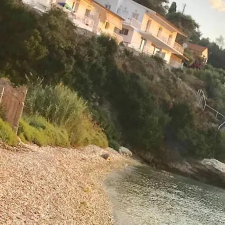 Tolos Budget Loggos Guest house