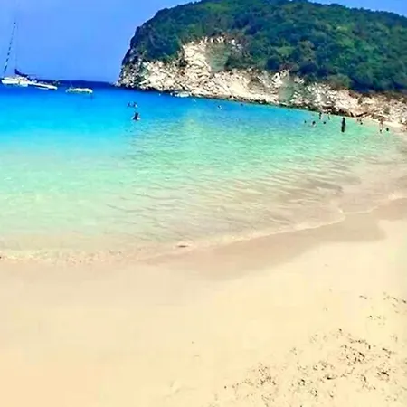 Πανσιόν Tolos Budget Loggos